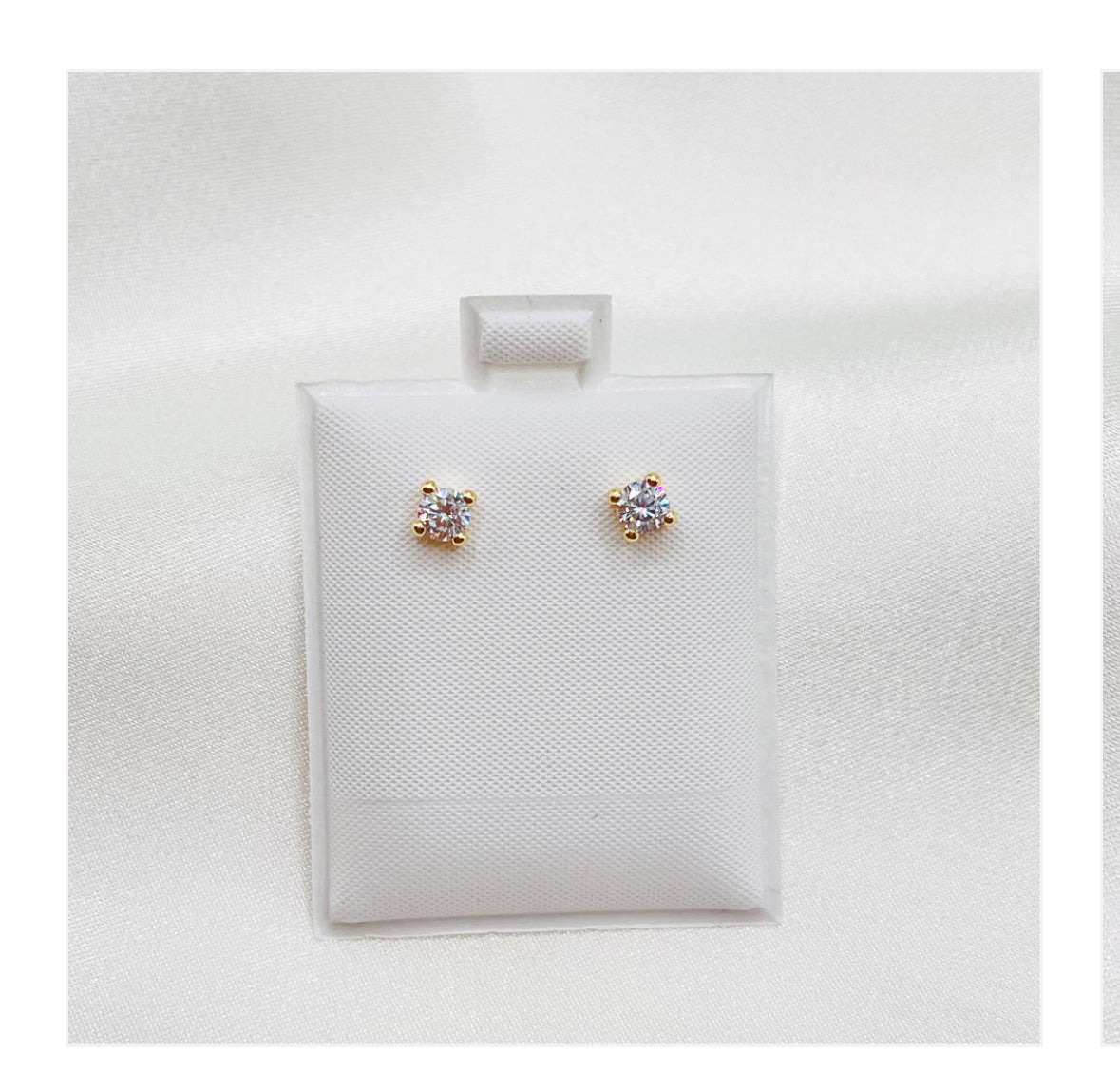 Square mini Stone Earrings