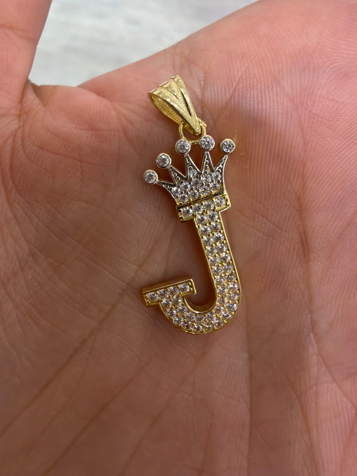 Letras con Corona Pendants Iniciales