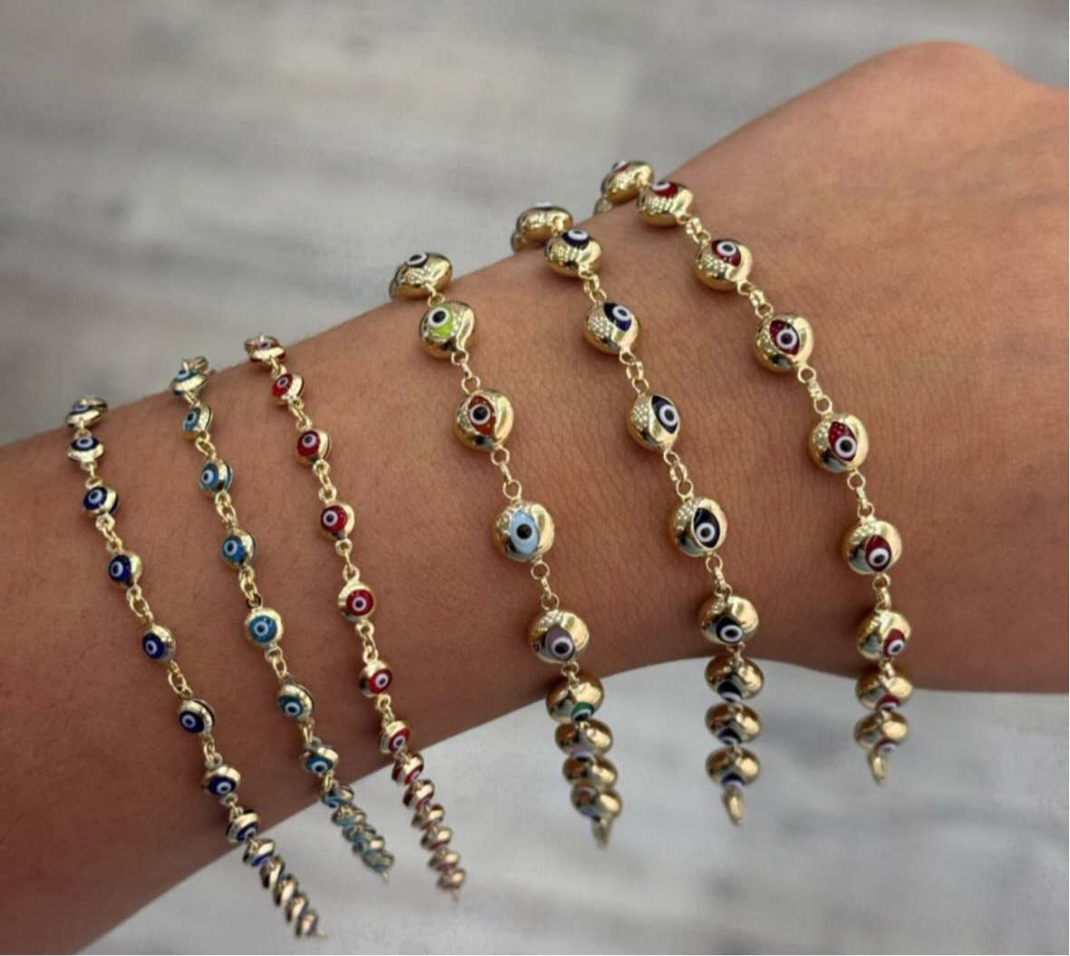 Ojitos bracelet light blue