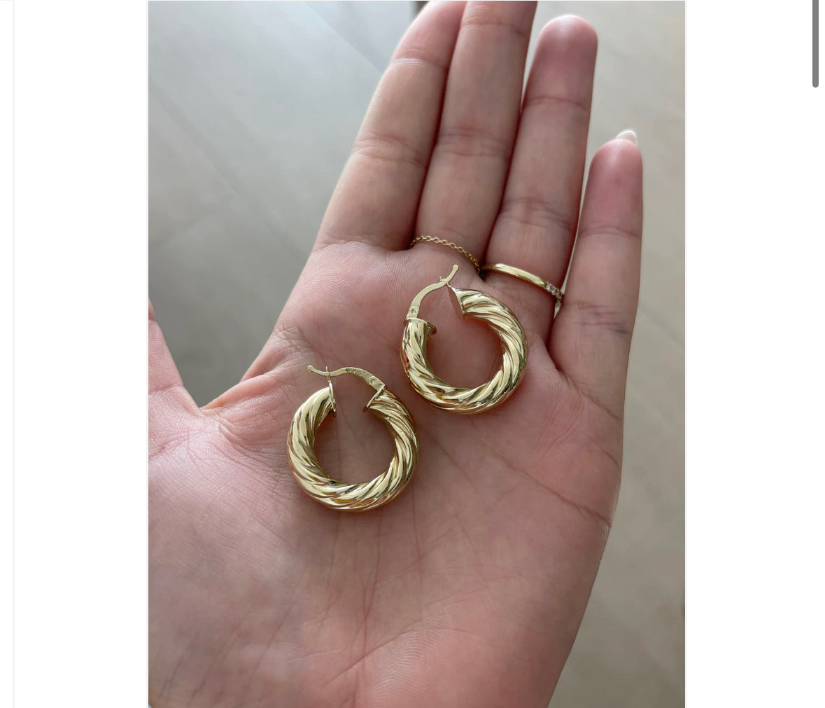 Esther Argollas