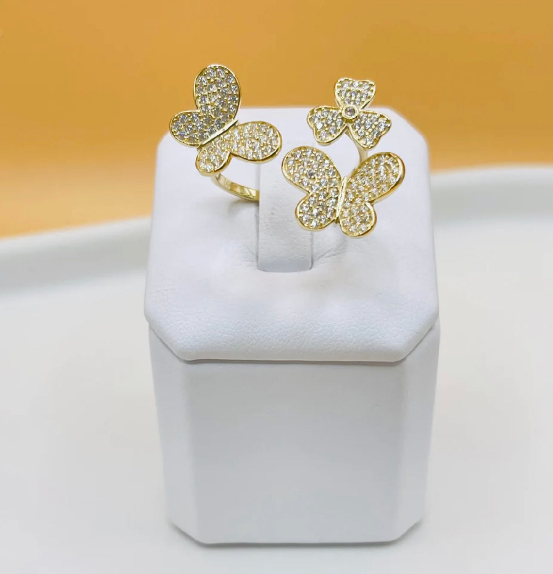 Three Flowers Ring