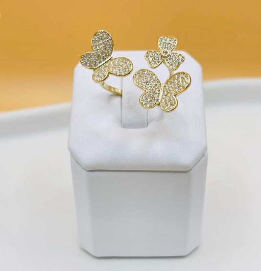 Three Flowers Ring